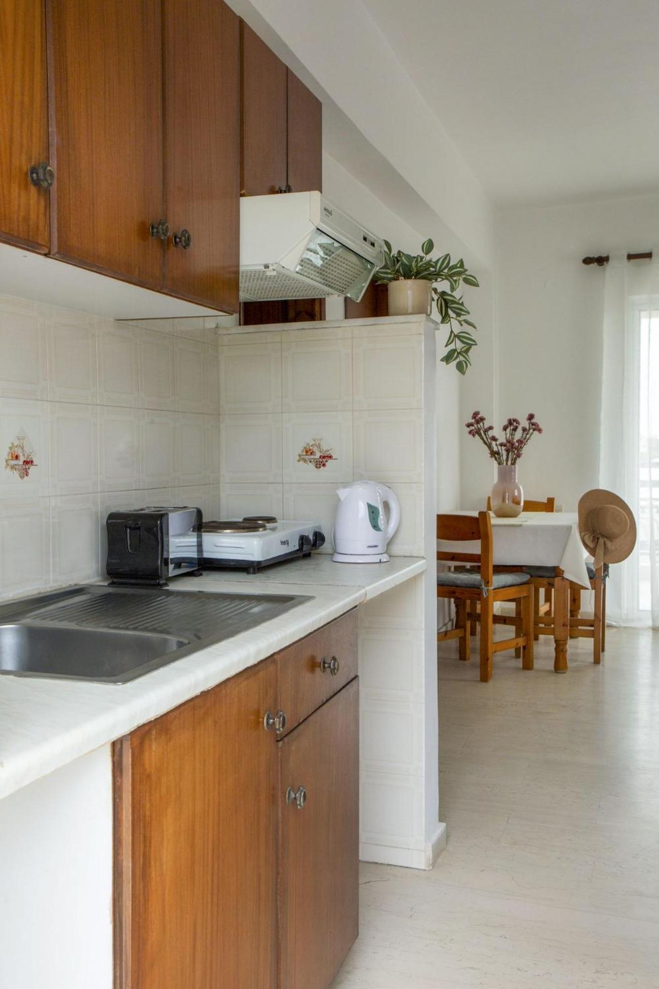 Searocco Studios & Apartments - Close To Alykes Center, By Zantewize الغرفة الصورة